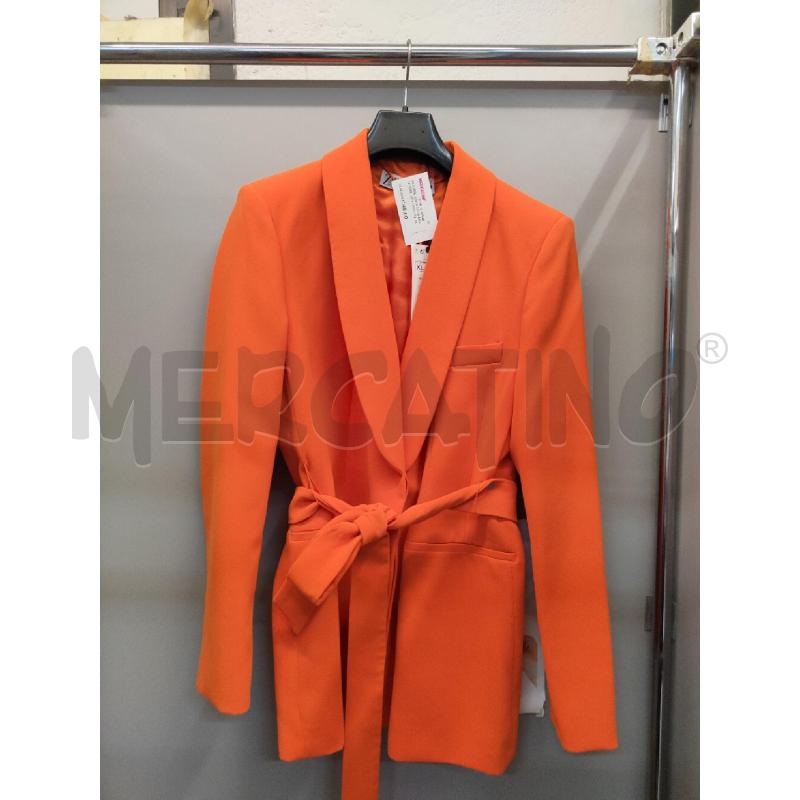 BLAZER DONNA ZARA ARANCIONE CON CINTURA | Mercatino dell'Usato Alpignano 1