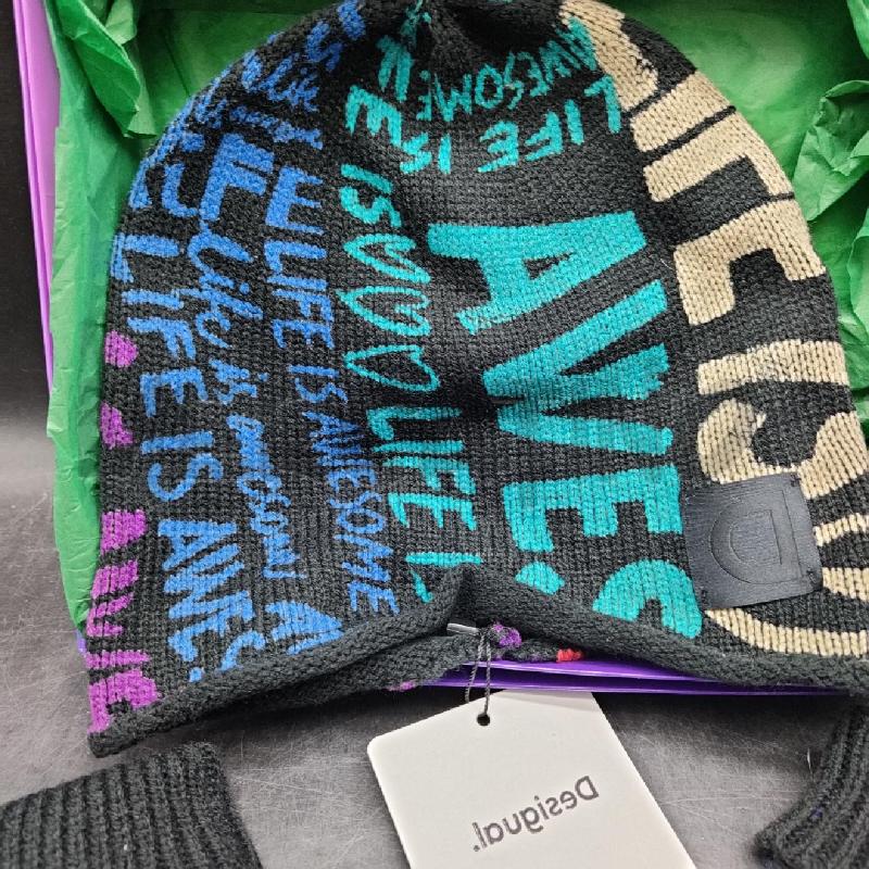 CAPPELLO DONNA +GUANTI DESIGUAL COLL | Mercatino dell'Usato Alpignano 4