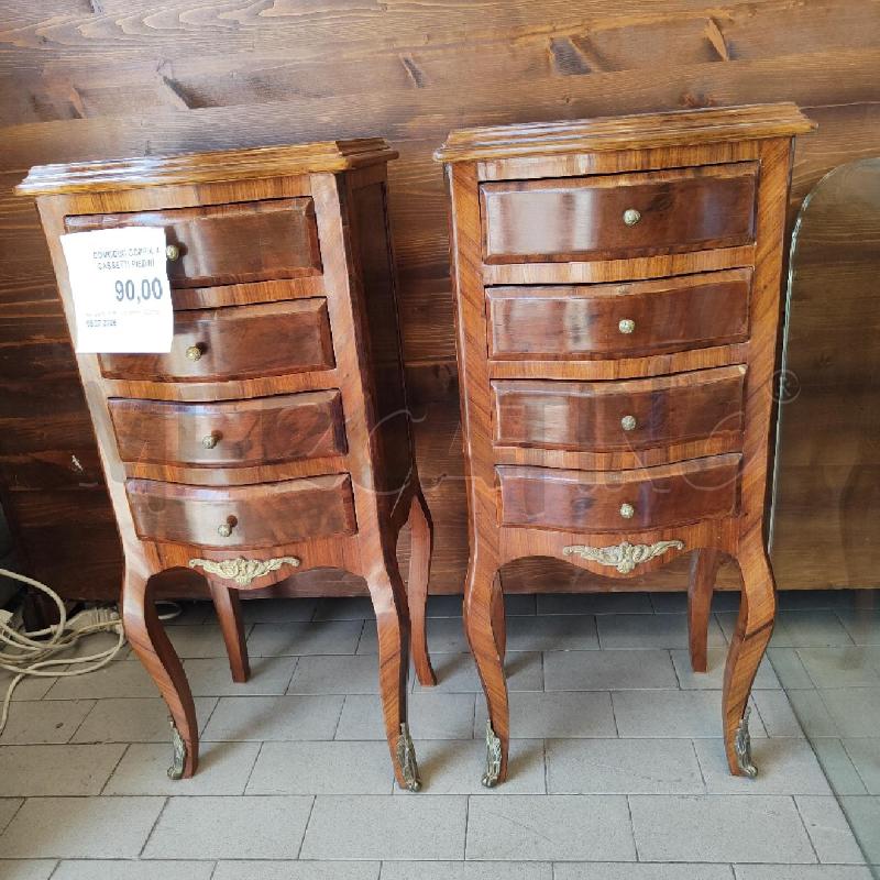 COMODINI COPPIA 4 CASSETTI PIEDINI  | Mercatino dell'Usato Alpignano 1