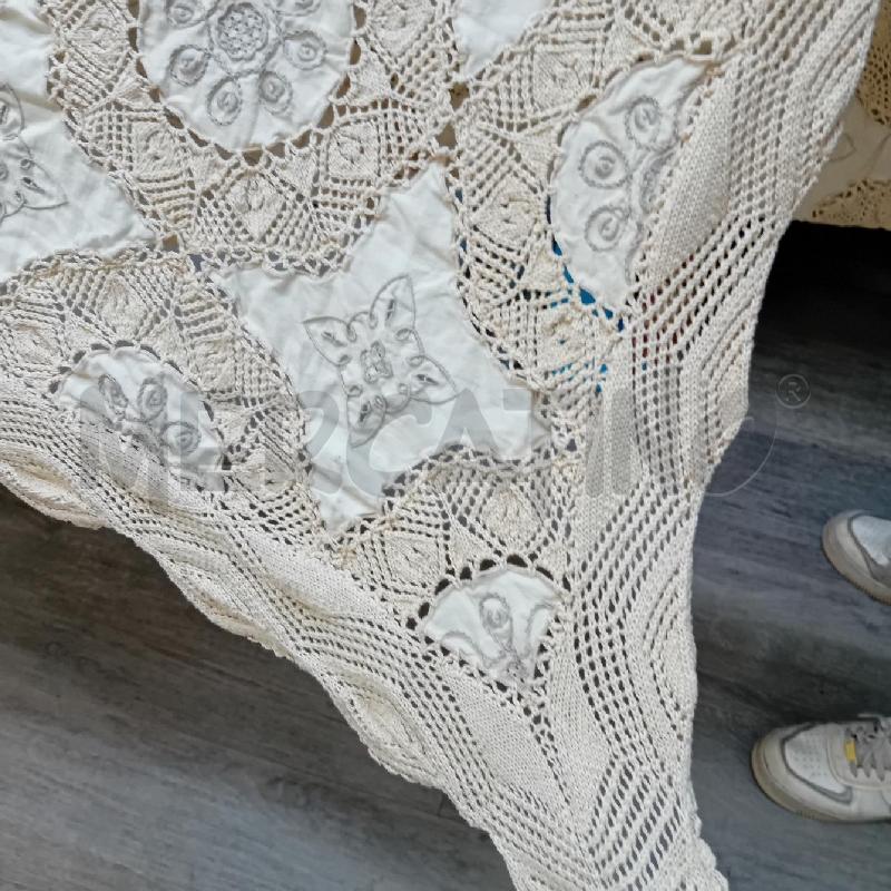 COPRI LETTO UNCINETTO BEIGE | Mercatino dell'Usato Alpignano 2