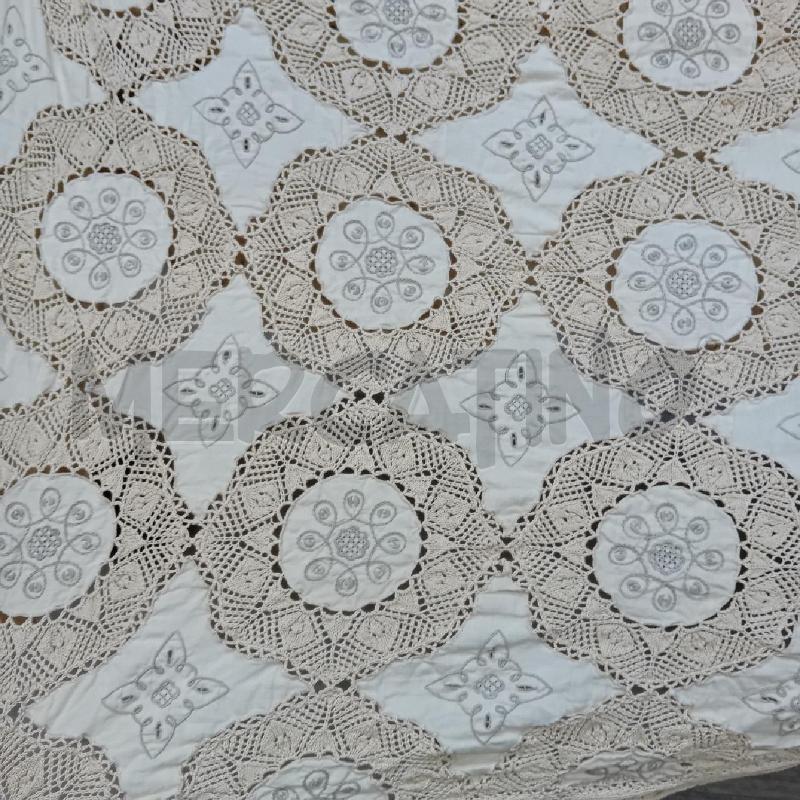 COPRI LETTO UNCINETTO BEIGE | Mercatino dell'Usato Alpignano 3