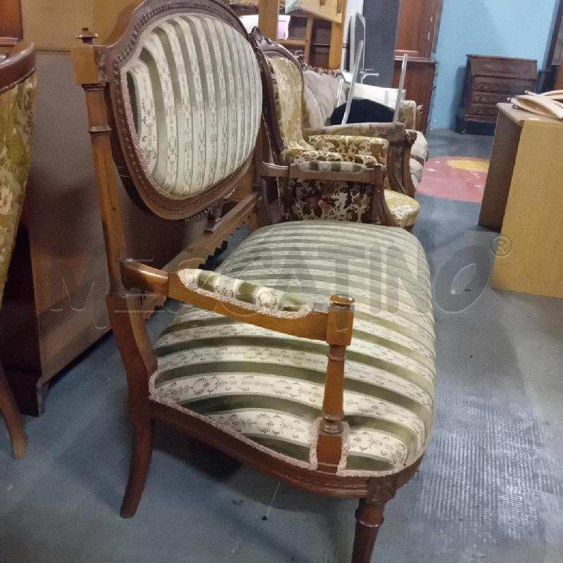 DIVANETTO STILE NEOCLASSICO | Mercatino dell'Usato Alpignano 3