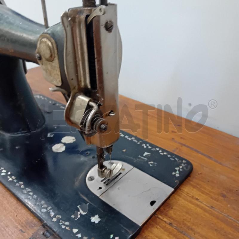 MACCHINA CUCIRE D'EPOCA  | Mercatino dell'Usato Alpignano 3