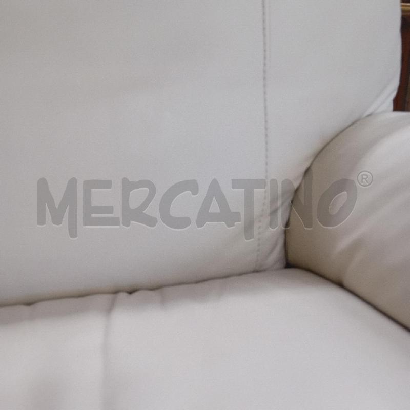 POLTRONA BIANCA DONDOLO  | Mercatino dell'Usato Alpignano 2