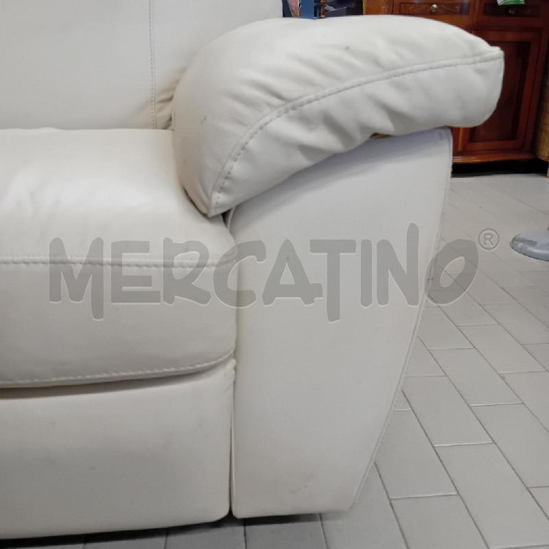 POLTRONA BIANCA DONDOLO  | Mercatino dell'Usato Alpignano 3