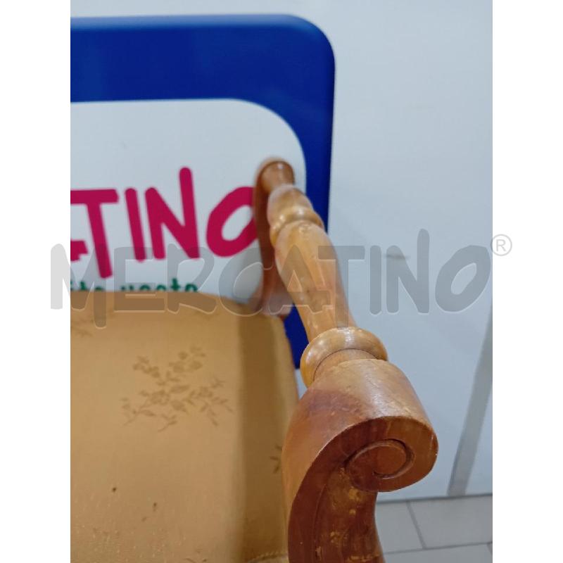 POUF CON BRACCIOLI CLASSIC | Mercatino dell'Usato Alpignano 4