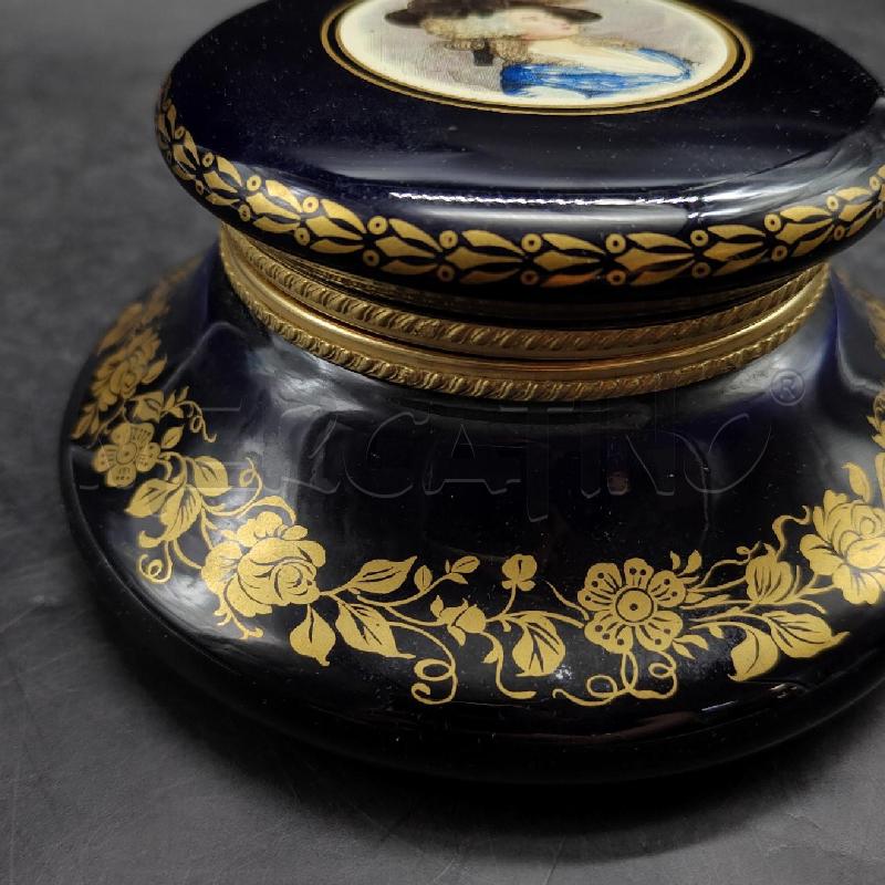 SCATOLA T LIMOGES BLU BUSTO DI DONNA  | Mercatino dell'Usato Alpignano 2