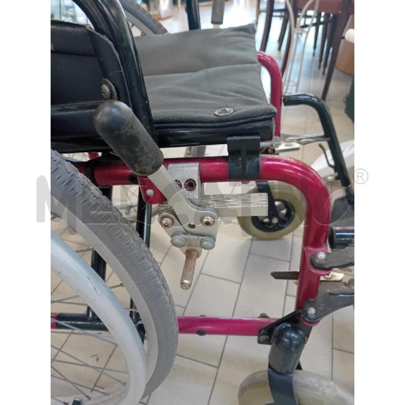 SEDIA A ROTELLE ROSSA | Mercatino dell'Usato Alpignano 5