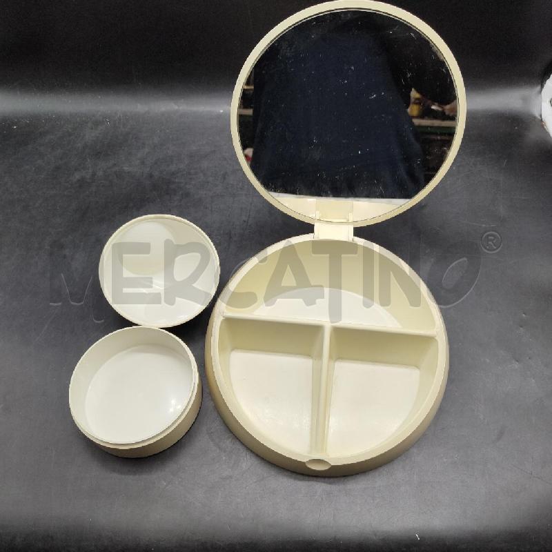 SPECCHIO DA TOILETTA MAKIO MASUIKE  | Mercatino dell'Usato Alpignano 2