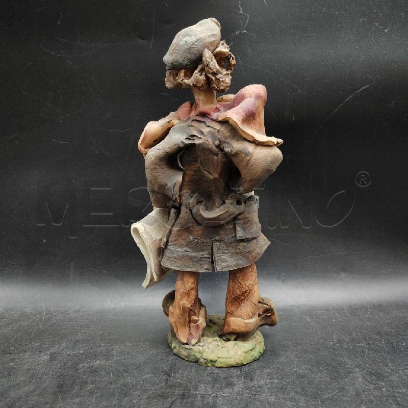 STATUINA GIORNALAIO FALVO ROGLIANO  | Mercatino dell'Usato Alpignano 4