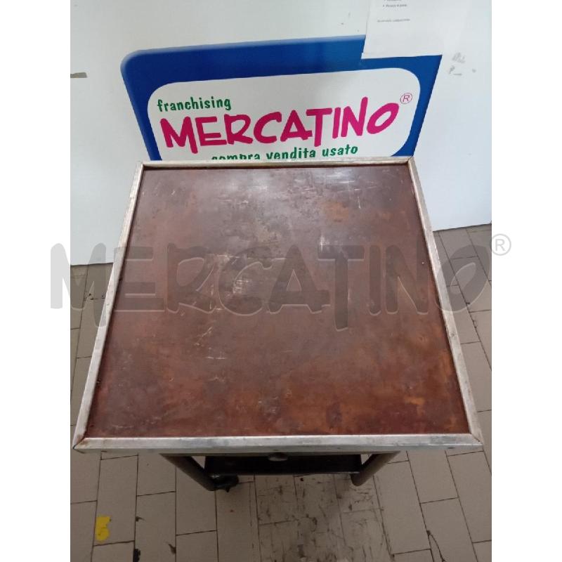 TAVOLINO QUADRATO MET CASSETTO | Mercatino dell'Usato Alpignano 2