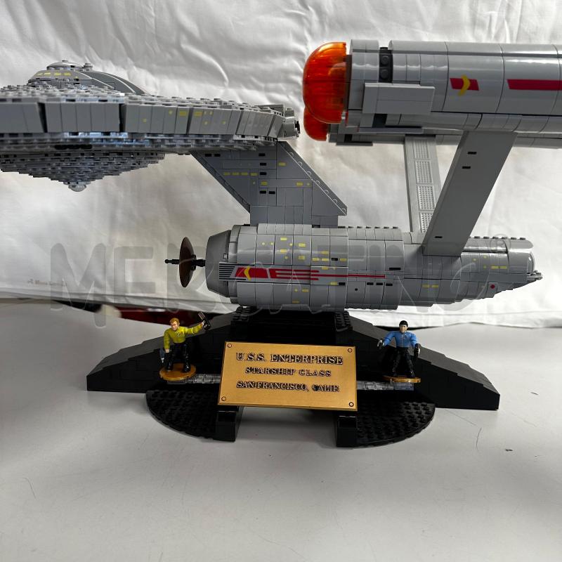 MODELLINO U.S.S ENTERPRISE MEGABLOCK | Mercatino dell'Usato Venaria reale 5