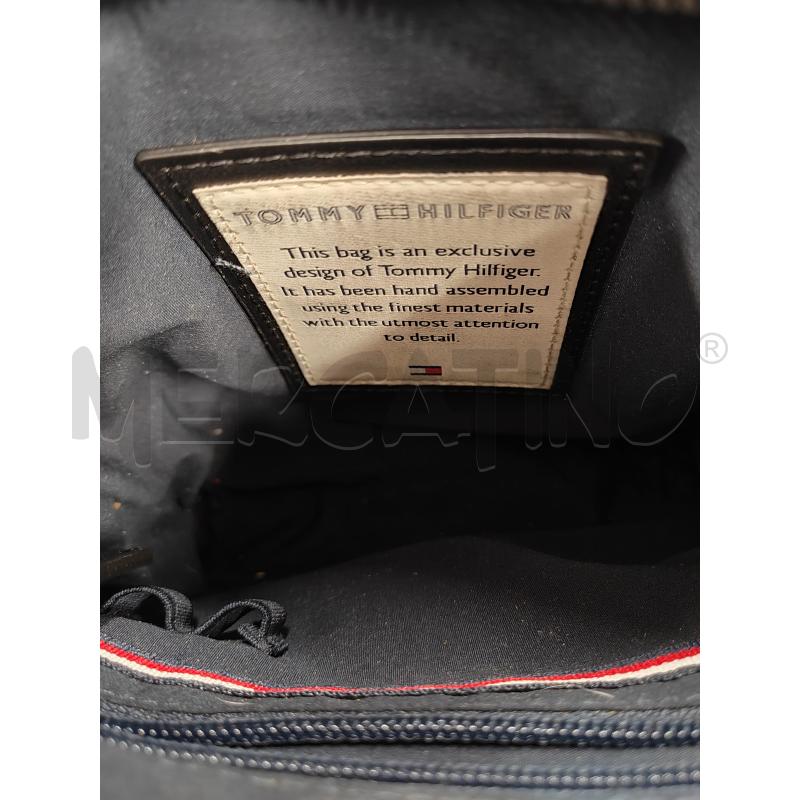 BORSELLO UOMO BLU NERO STOFFA TOMMY HILFIGER | Mercatino dell'Usato Chieri 3