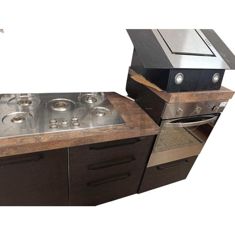 CUCINA AD ANGOLO SX MODERNA | Mercatino dell'Usato Chieri 2