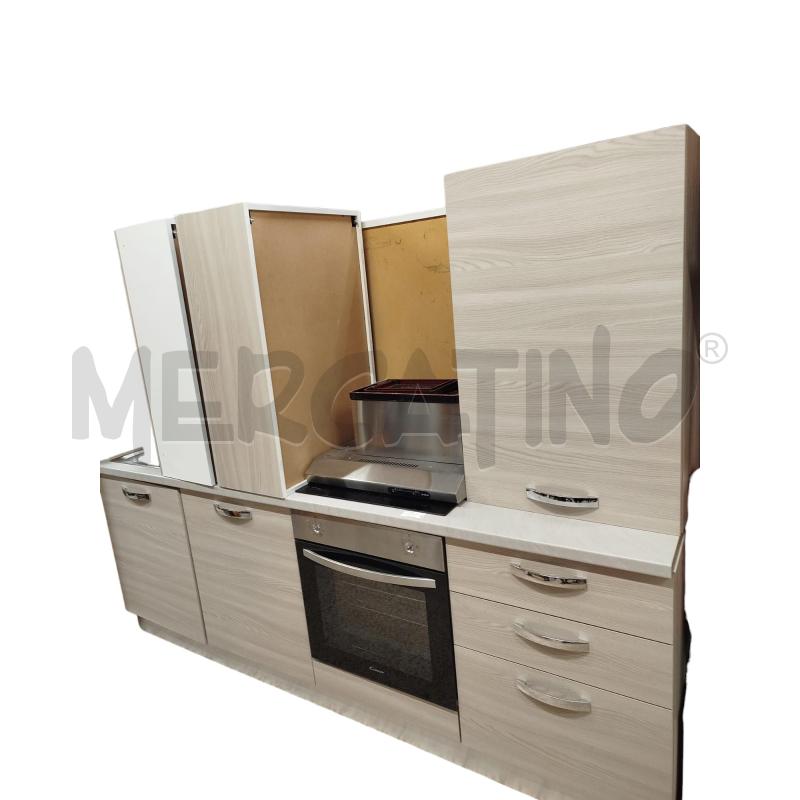 CUCINA MODERNA CON PIANO COTTURA INDUZIONE | Mercatino dell'Usato Chieri 2