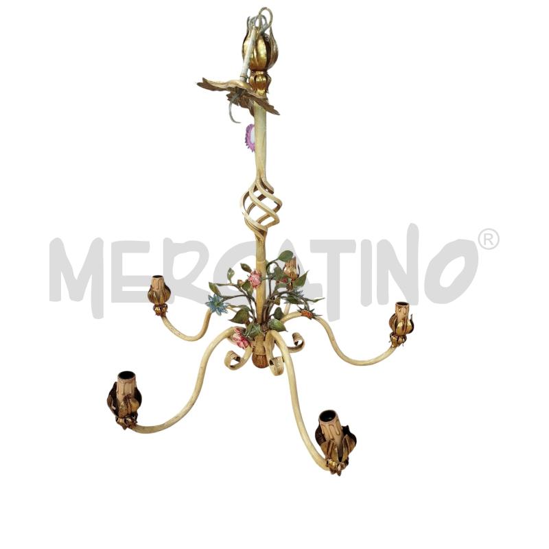 LAMPADARIO  COLOR CREMA/ORO LAVORAZIONE FIORI | Mercatino dell'Usato Chieri 2
