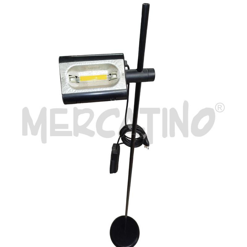 LAMPADA PIANTANA NERA IMPIANTO LED RELCO | Mercatino dell'Usato Chieri 1