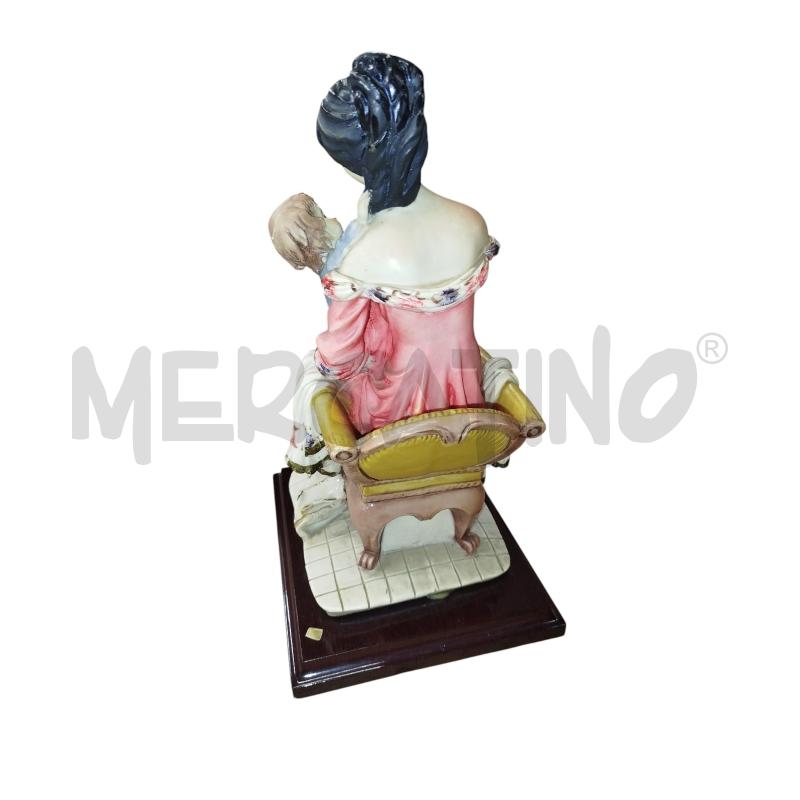 STATUETTA DAMA CON BAMBINO | Mercatino dell'Usato Chieri 2