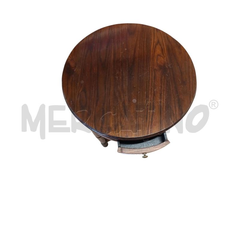 TAVOLINO PIANO TONDO 3 GAMBE UN CASSETTINO | Mercatino dell'Usato Chieri 3