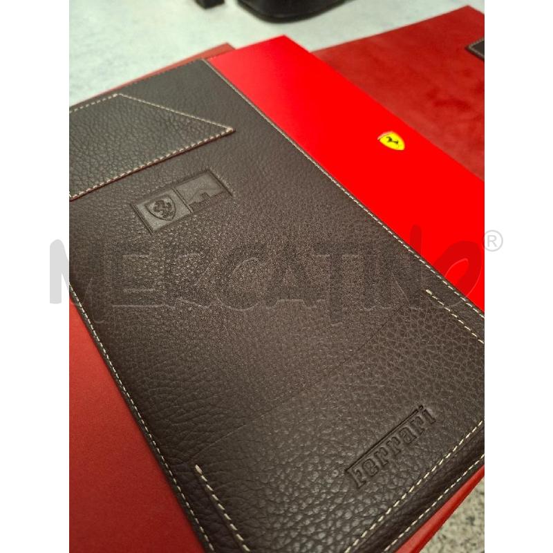 AGENDA FERRARI MARRONE IN BOX | Mercatino dell'Usato Moncalieri - fr. moriondo 4