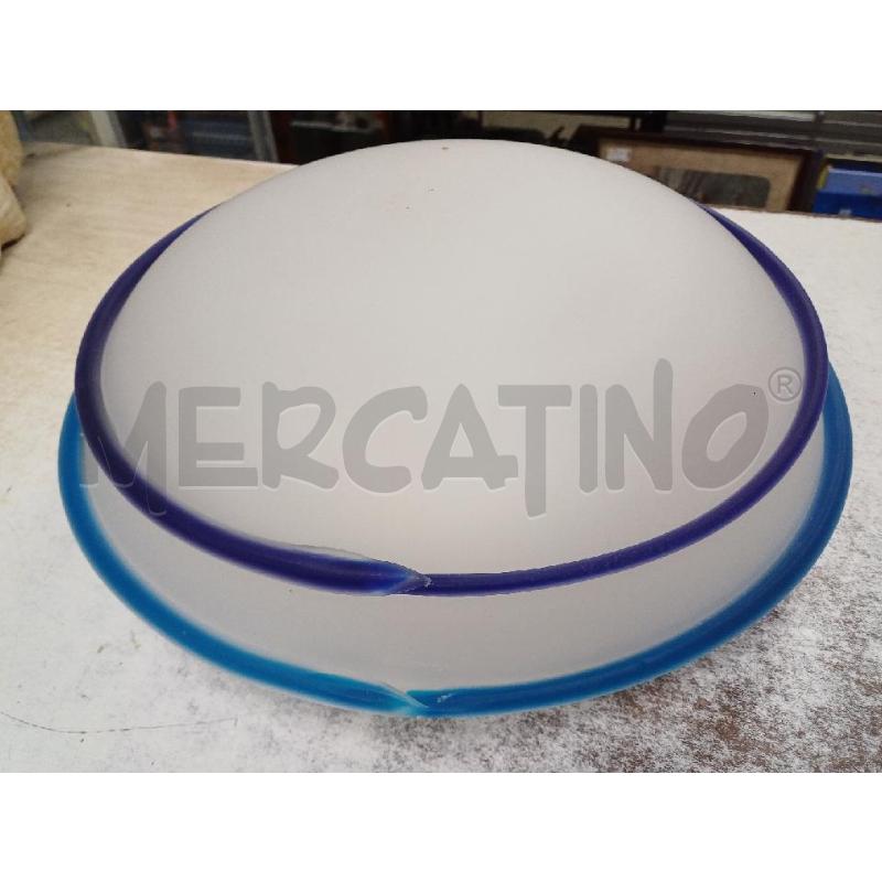 APPLIQUE VETRO BORDO BLU | Mercatino dell'Usato Moncalieri - fr. moriondo 2