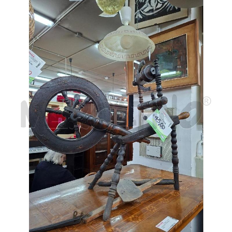 ARCOLAIO IN LEGNO EPOCA  | Mercatino dell'Usato Moncalieri - fr. moriondo 1