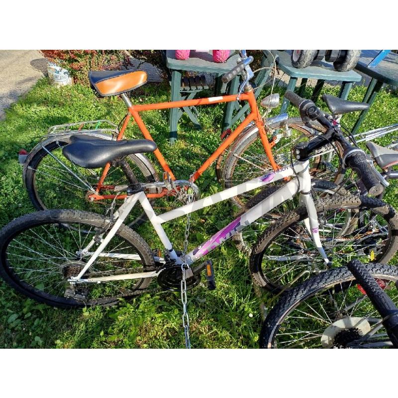 BICICLETTA BIANCA BTWIN | Mercatino dell'Usato Moncalieri - fr. moriondo 1