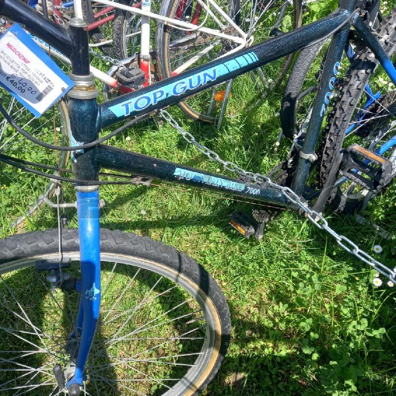 BICICLETTA TOP GUN MOUNTAIN BIKE 7000 NERA GLITTER BLU | Mercatino dell'Usato Moncalieri - fr. moriondo 2