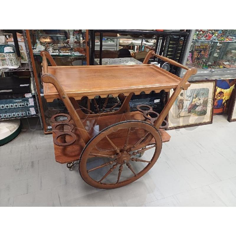 CARRELLO PORTA BOTTIGLIE LEGNO | Mercatino dell'Usato Moncalieri - fr. moriondo 1