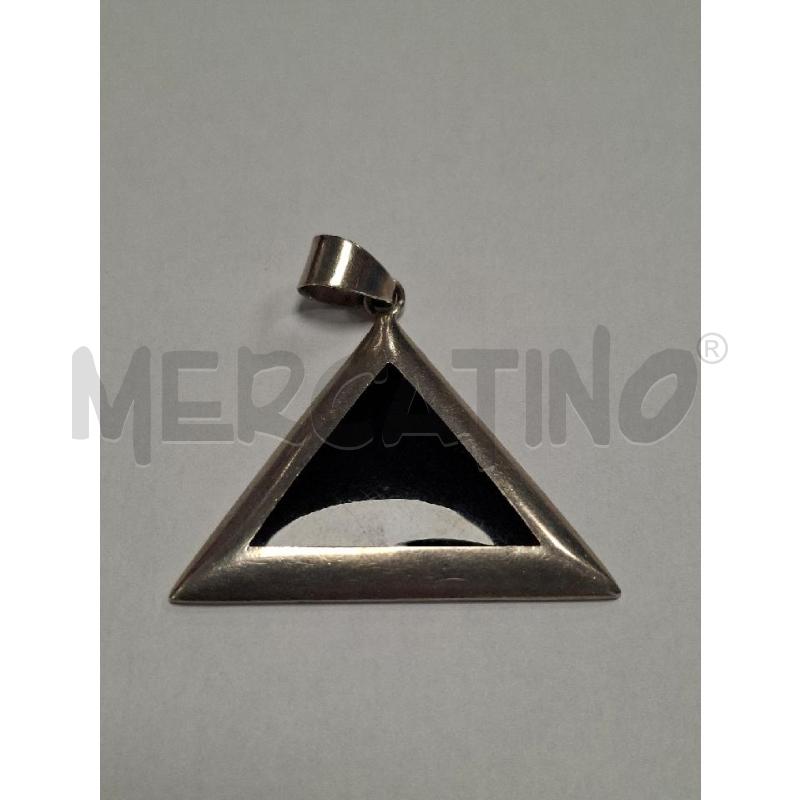 CIONDOLO TRIANGOLO NERO ARGENTATO  | Mercatino dell'Usato Moncalieri - fr. moriondo 1