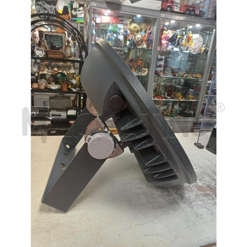 FARO LED 1787 ASTRO DISANO | Mercatino dell'Usato Moncalieri - fr. moriondo 2