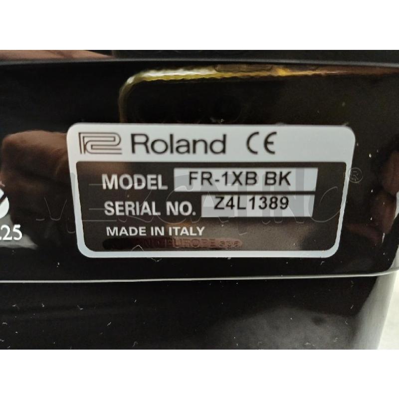 FISARMONICA ROLAND FR-1X | Mercatino dell'Usato Moncalieri - fr. moriondo 4