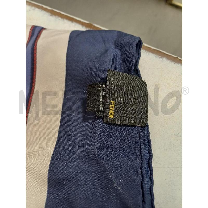 FOULARD CINGHIE BLU ROSSO FENDI SETA | Mercatino dell'Usato Moncalieri - fr. moriondo 3