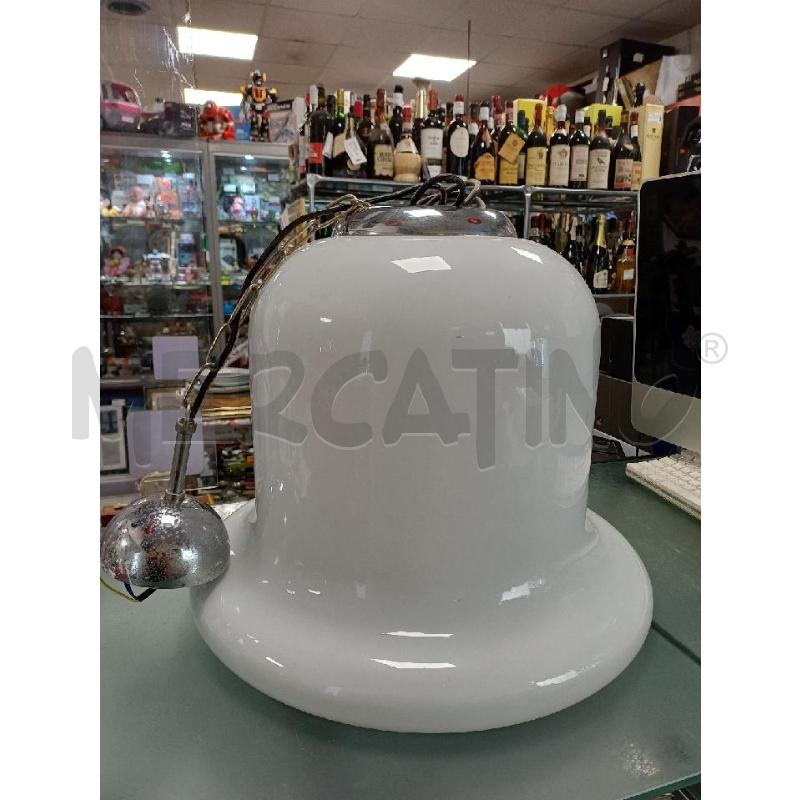 LAMPADARIO CAMPANA BIANCO MODERNARIATO | Mercatino dell'Usato Moncalieri - fr. moriondo 1