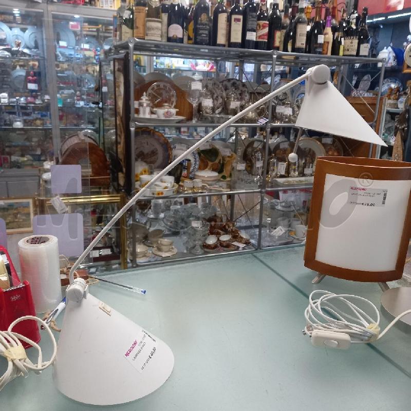 LAMPADA BIANCA  | Mercatino dell'Usato Moncalieri - fr. moriondo 1