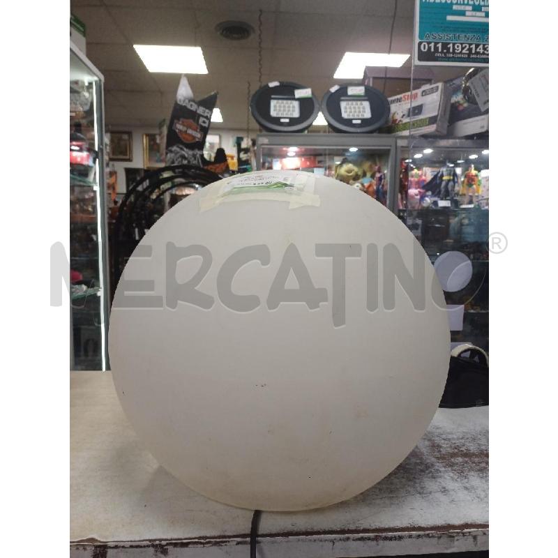 LAMPADA BOCCIA PLASTICA DA ESTERNO GRANDE | Mercatino dell'Usato Moncalieri - fr. moriondo 1