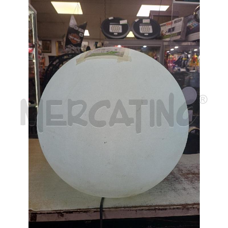 LAMPADA BOCCIA PLASTICA DA ESTERNO GRANDE | Mercatino dell'Usato Moncalieri - fr. moriondo 2