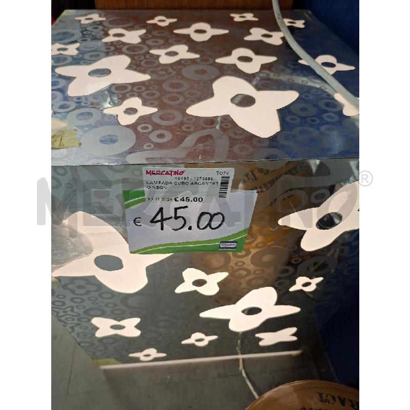 LAMPADA CUBO ARGENTATO NEON | Mercatino dell'Usato Moncalieri - fr. moriondo 3