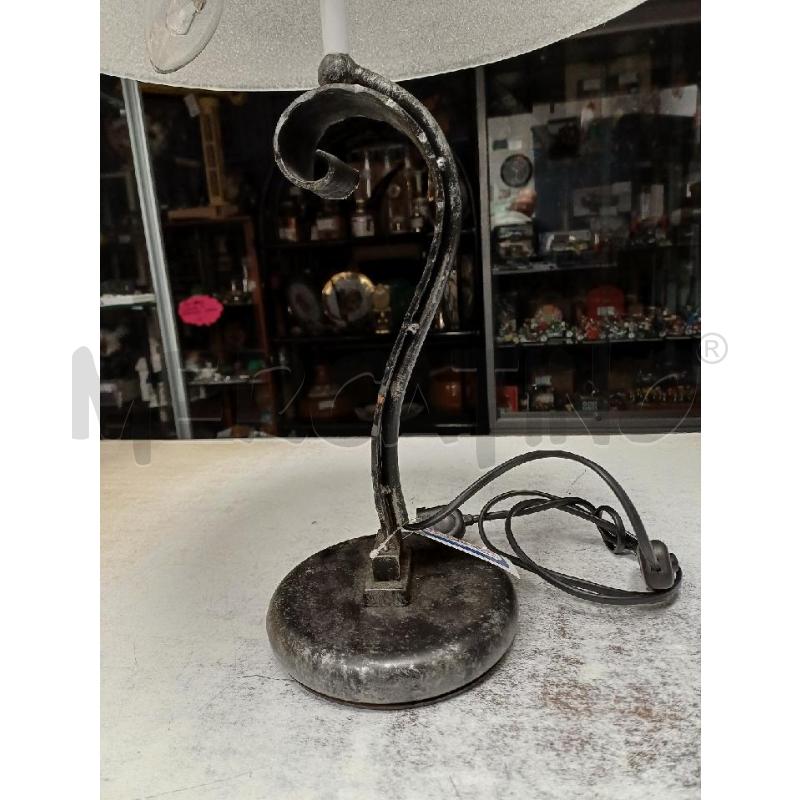 LAMPADA FERO NERO PARALUME VETRO | Mercatino dell'Usato Moncalieri - fr. moriondo 2