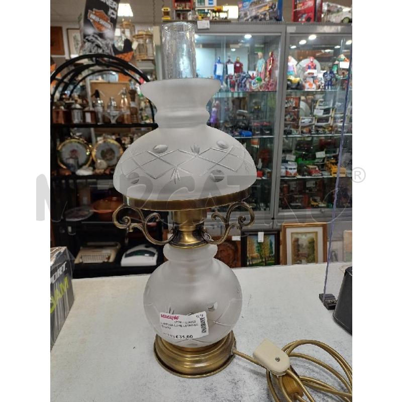 LAMPADA LUME VETRO SATINATO | Mercatino dell'Usato Moncalieri - fr. moriondo 1