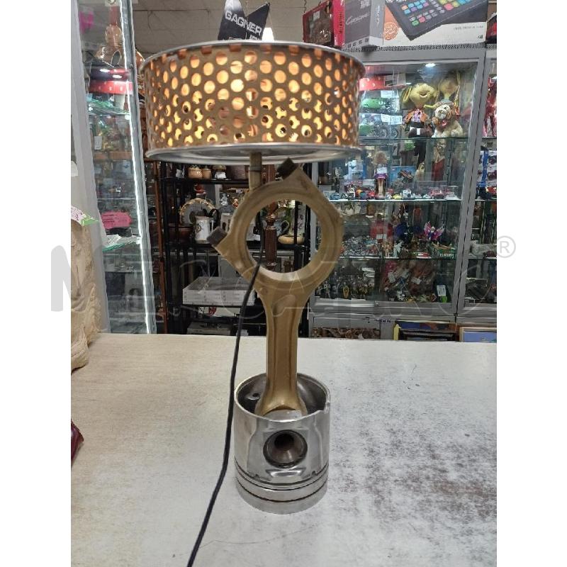 LAMPADA METALLO PISTONE BIELLA FILTRO | Mercatino dell'Usato Moncalieri - fr. moriondo 4