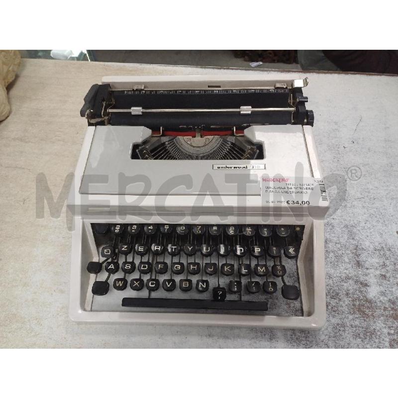 MACCHINA DA SCRIVERE BIANCA UNDERWOOD 310 | Mercatino dell'Usato Moncalieri - fr. moriondo 1