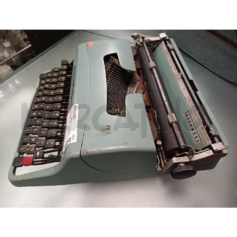 MACCHINA DA SCRIVERE OLIVETTI LETTERA 32  | Mercatino dell'Usato Moncalieri - fr. moriondo 3