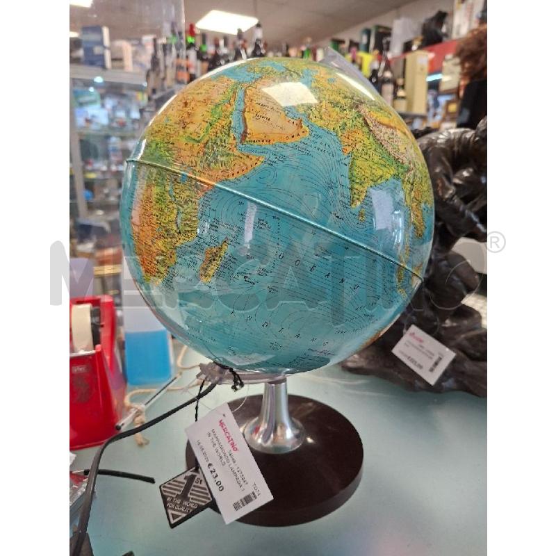 MAPPAMONDO LAMPADA 1 IN THE WORLD | Mercatino dell'Usato Moncalieri - fr. moriondo 1