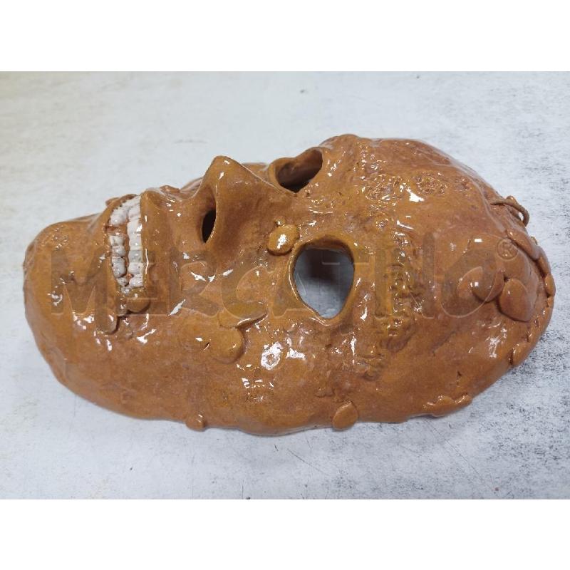 MASCHERA COCCIO SMALTATA  | Mercatino dell'Usato Moncalieri - fr. moriondo 4