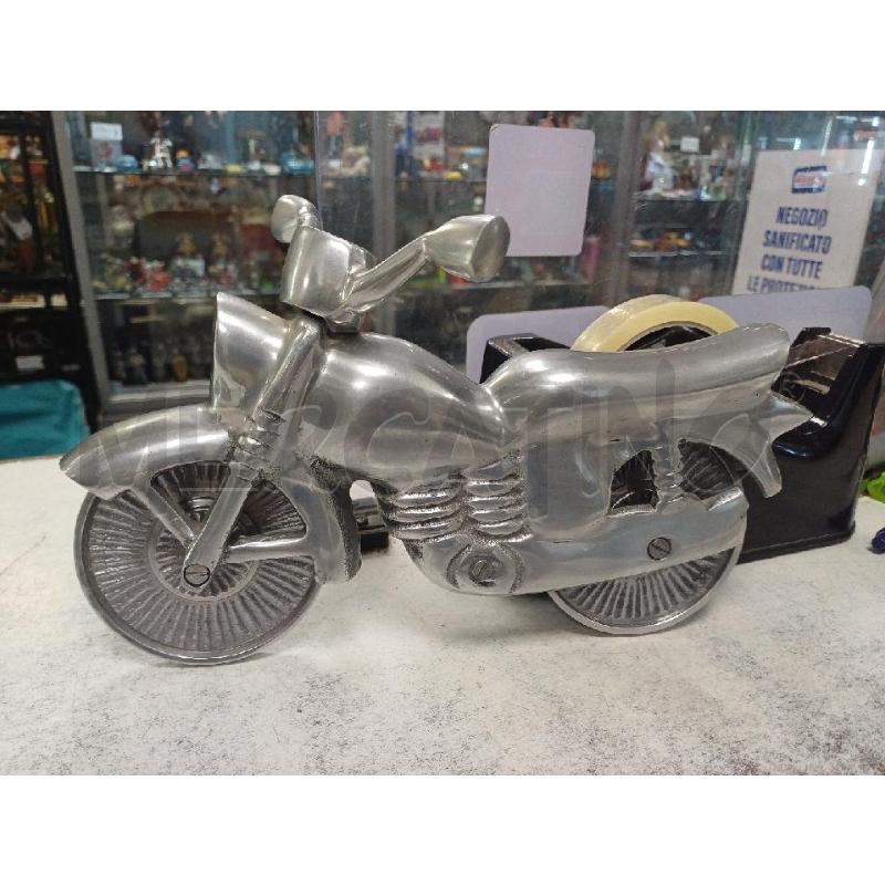 MODELLINO MORO METALLO DESIGN | Mercatino dell'Usato Moncalieri - fr. moriondo 1
