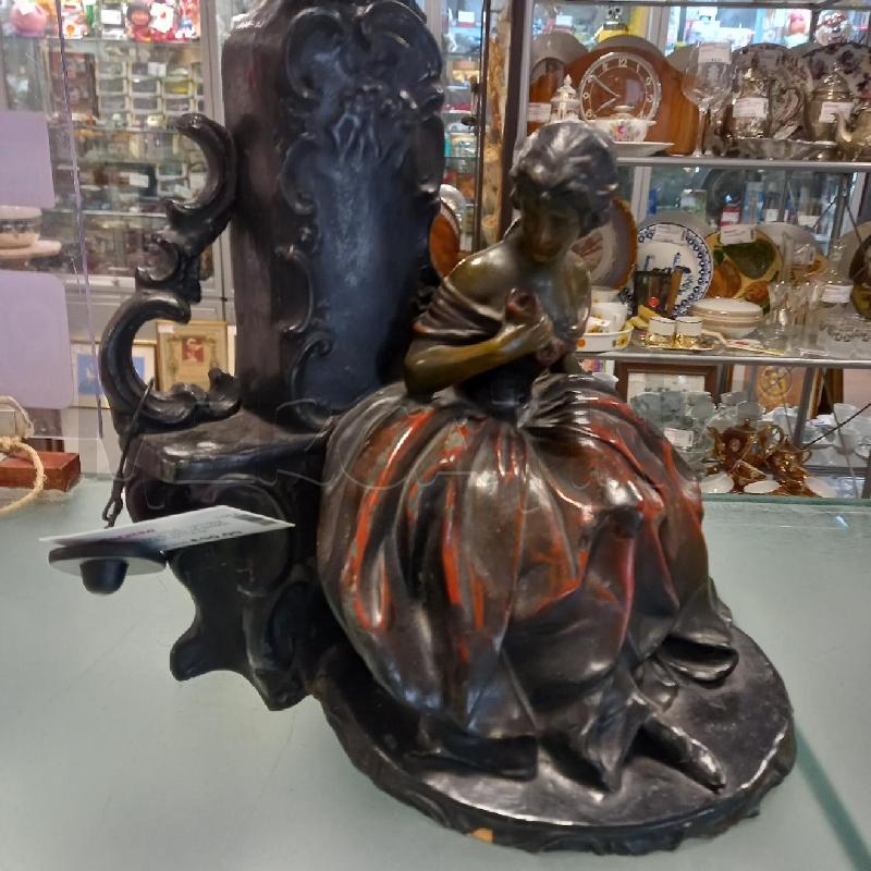OROLOGIO VEGLIA DAMA IN TERRACOTTA DIPINTO  | Mercatino dell'Usato Moncalieri - fr. moriondo 2