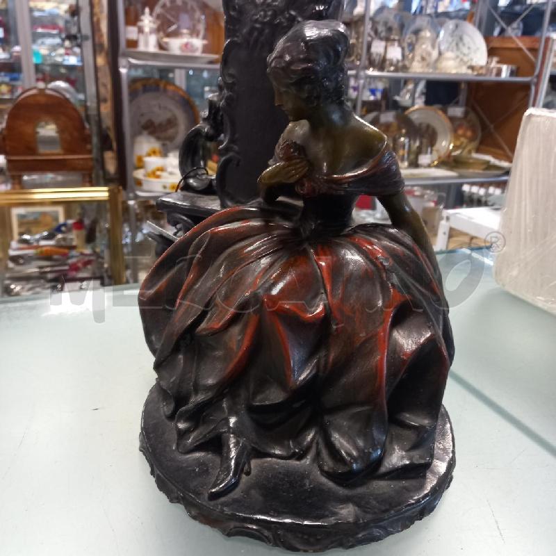 OROLOGIO VEGLIA DAMA IN TERRACOTTA DIPINTO  | Mercatino dell'Usato Moncalieri - fr. moriondo 4