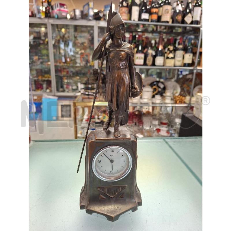 OROLOGIO VEGLIA GUERRIERA CON SCUDO | Mercatino dell'Usato Moncalieri - fr. moriondo 1
