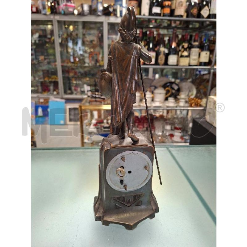 OROLOGIO VEGLIA GUERRIERA CON SCUDO | Mercatino dell'Usato Moncalieri - fr. moriondo 3